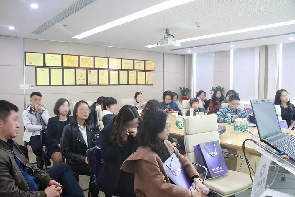 港豐跨境電商講座 港豐跨境電商講座